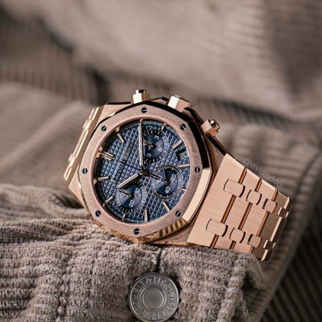 A stylish look with an Audemars Piguet Royal Oak Watch.