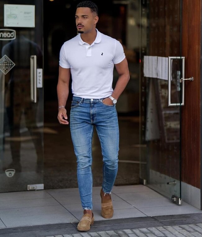A classy combination of jeans and polo