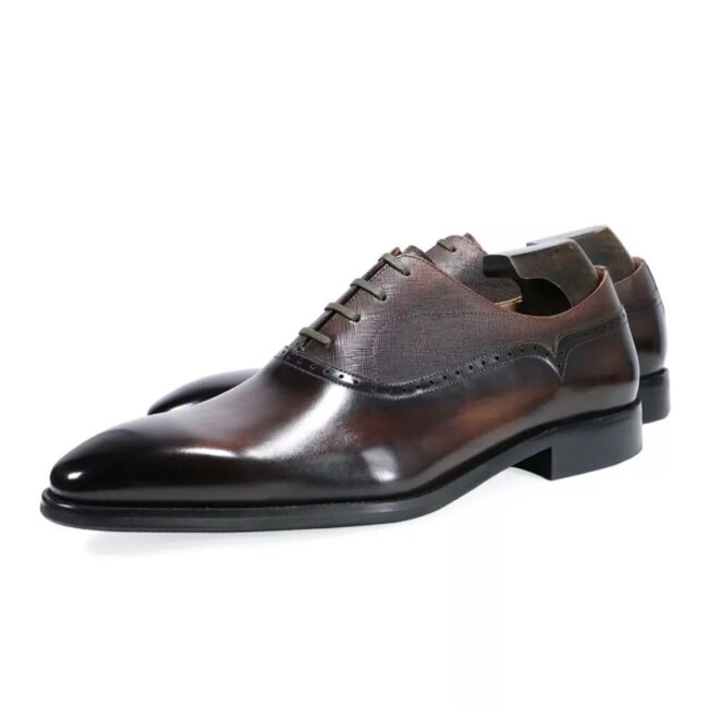 A classy look with embossed leather Oxfords. 