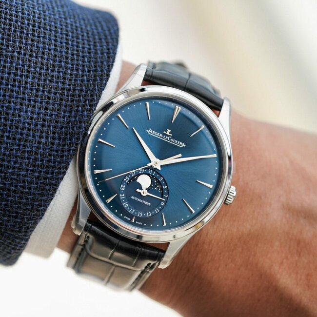 A unique and distinctive look with a Jaeger-LeCoultre Master Ultra Thin watch.