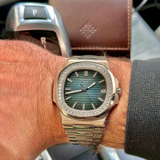 A classic look with Patek Philippe Nautilus watch.