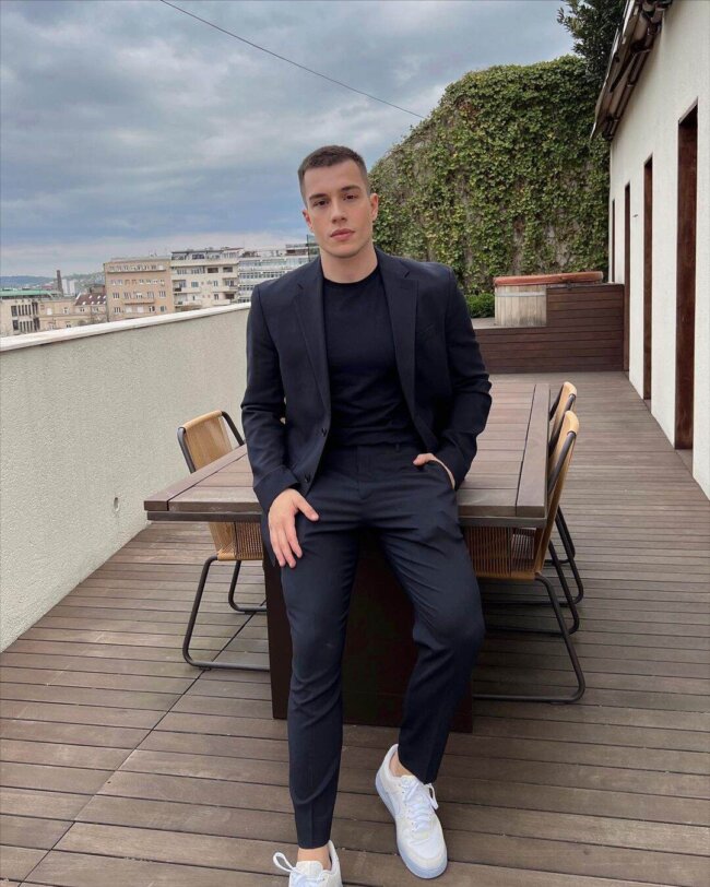 35 Black Suits With Sneakers Men’s Fashion