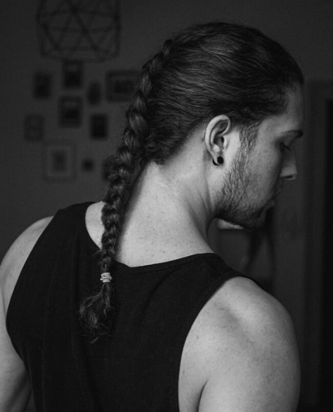 A smart look with a French braid.