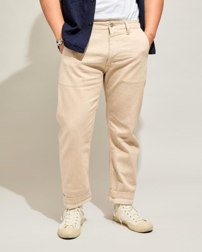 A bold look with herringbone pants. 